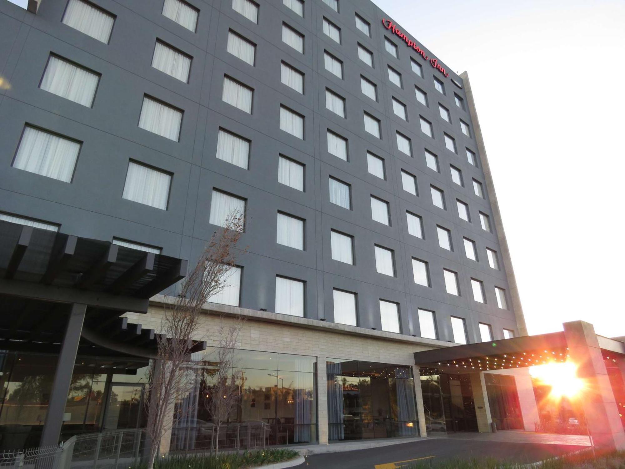 Hampton Inn By Hilton Celaya Celaya  Exteriör bild