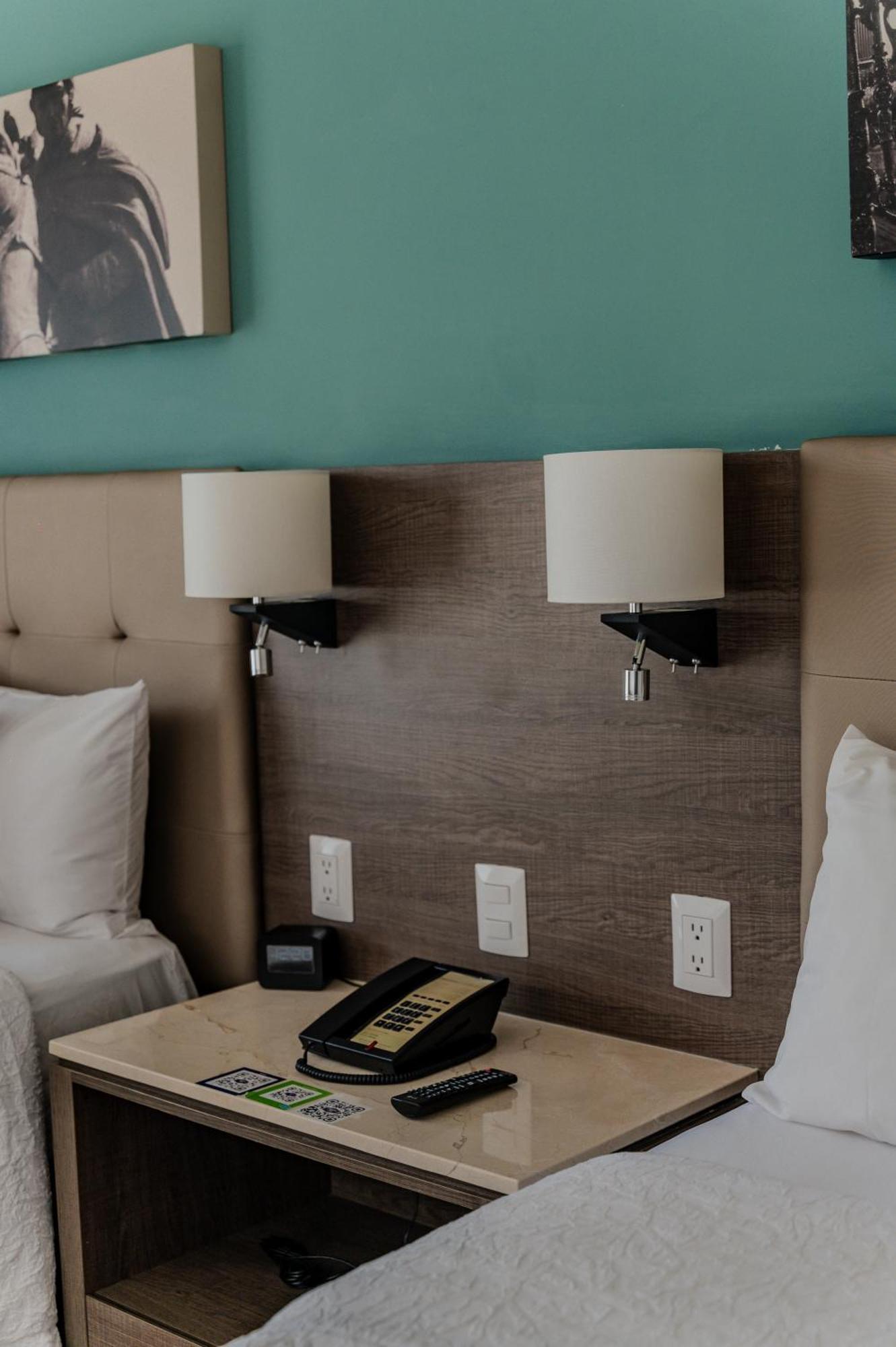 Hampton Inn By Hilton Celaya Celaya  Exteriör bild